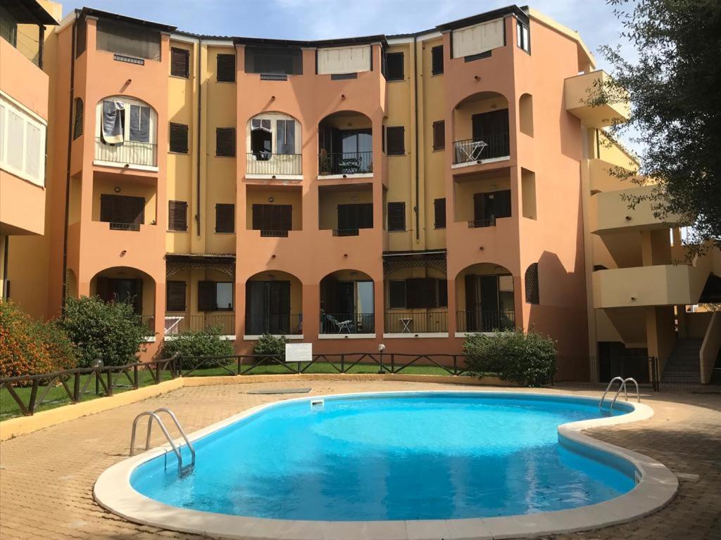 Bilocale Olbiamare Apartment Exterior foto